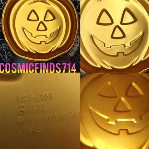 Wilton Orange Cake Pan Jack O Lantern Pumpkin Halloween Shape